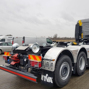 Iveco Stralis X-WAY - hookloader HYVA TITAN T26-60-SKZ